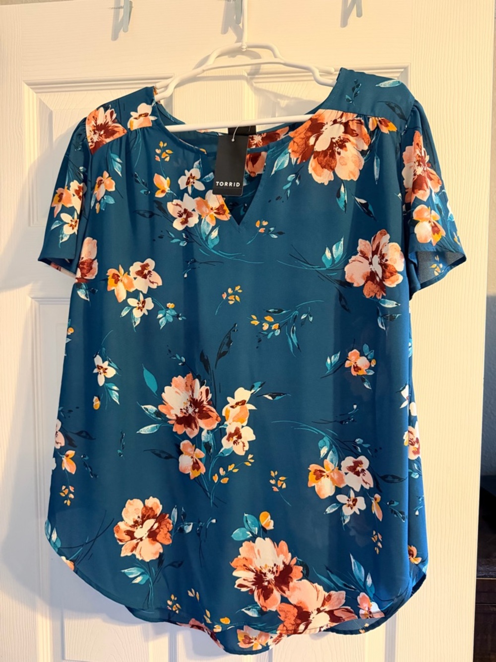 torrid Teal Floral V-Neck Short Sleeve Blouse